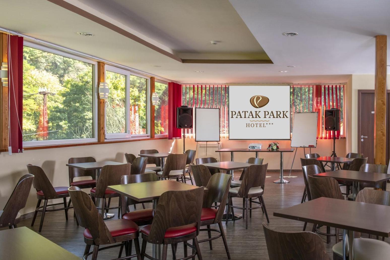Patak Park Hotel Visegrad (Adults Only) ภายนอก รูปภาพ
