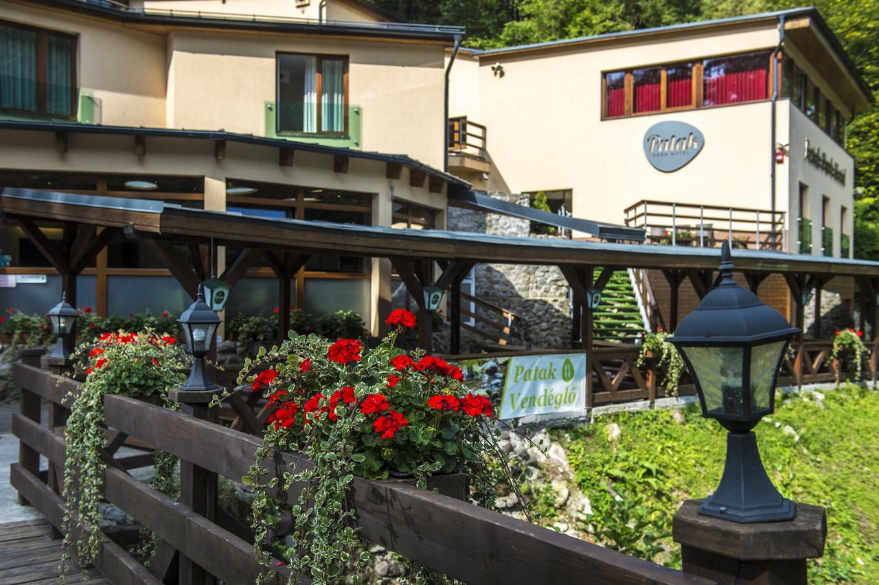 Patak Park Hotel Visegrad (Adults Only) ภายนอก รูปภาพ