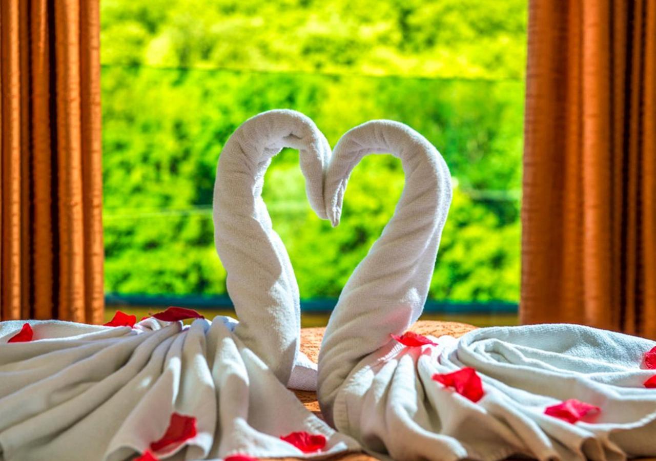Patak Park Hotel Visegrad (Adults Only) ภายนอก รูปภาพ